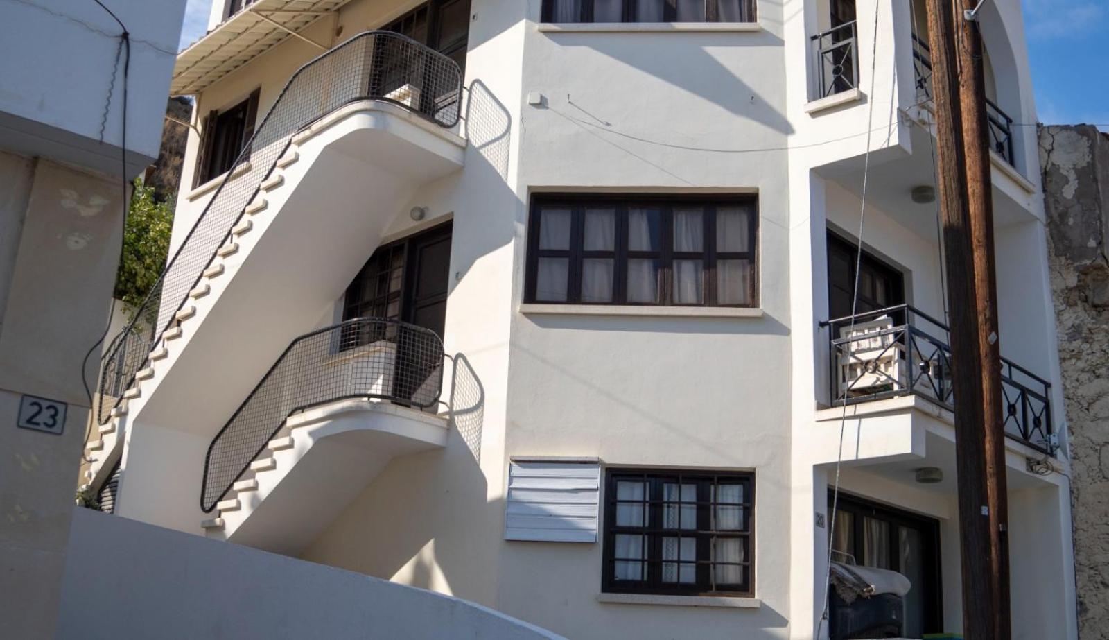 Sea View Apartments Писури Екстериор снимка
