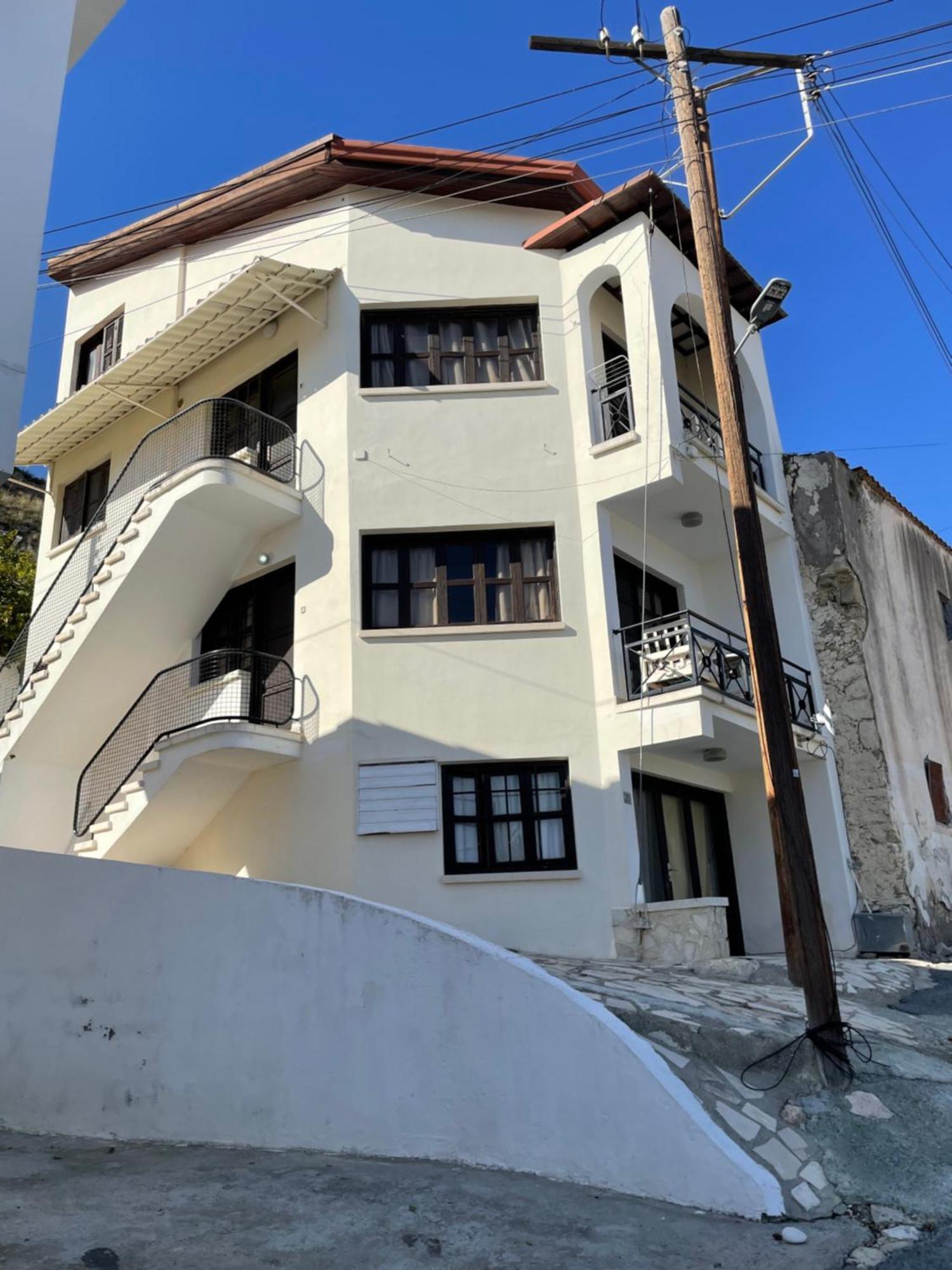 Sea View Apartments Писури Екстериор снимка