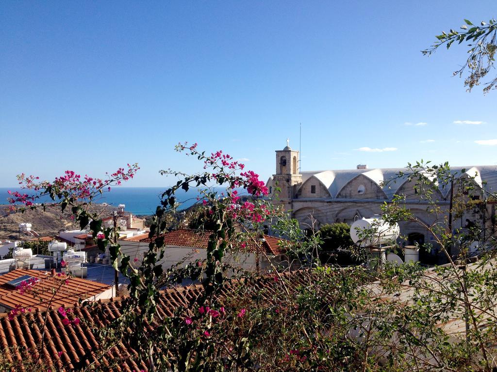Sea View Apartments Писури Екстериор снимка